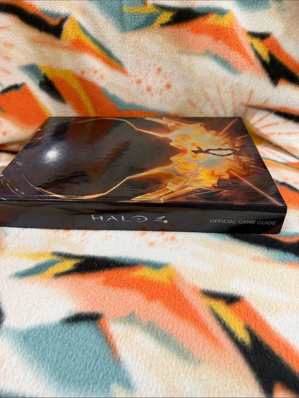 Halo 4 Hardcover Official Game Guide
